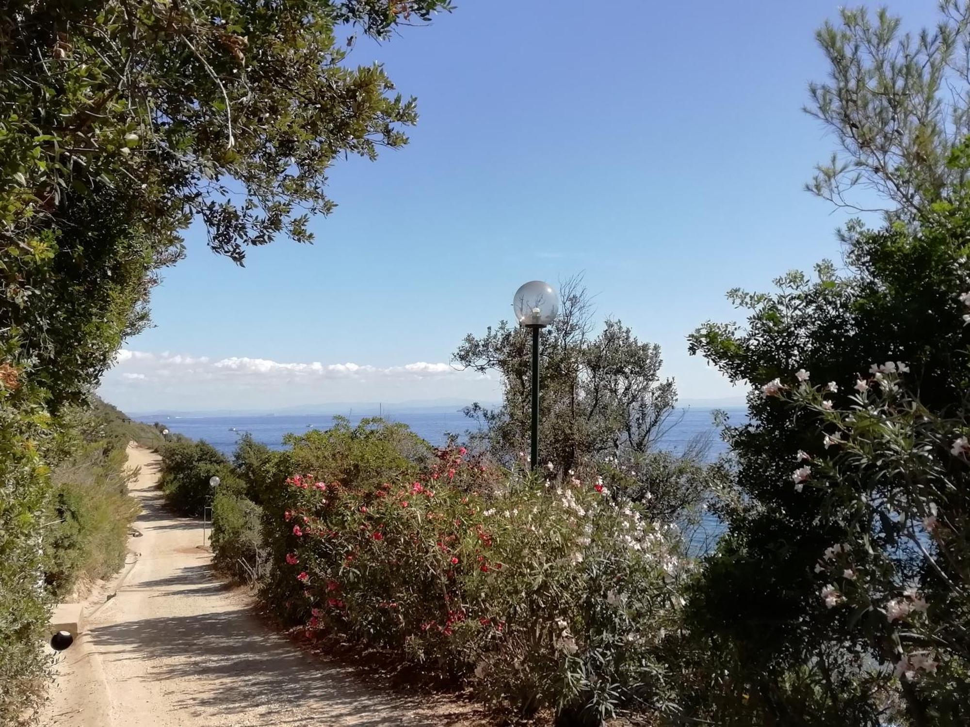 La Grande Terrazza Di Capo D'Arco Vila Exterior foto